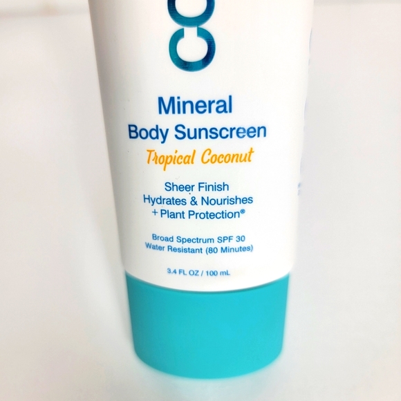 🆕️COOLA Mineral Body Sunscreen Tropical Coconut SPF 30 - Picture 7 of 9